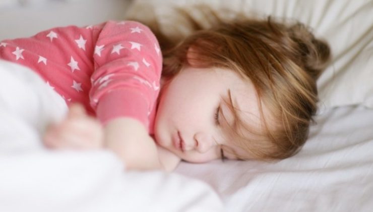 Çocuk yaşı gereği ne kadar uyumalı?