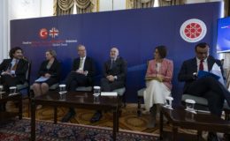 Londra’da ‘Türkiye-Birleşik Krallık İlişkileri’ görüşüldü